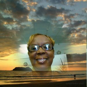 Meet your Posher, Beverly